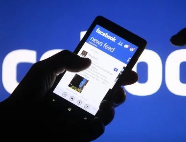 Να πώς μπορείς να διαγράψεις το Facebook σου χωρίς να χάσεις όσα μοιράστηκες τόσα χρόνια εκεί